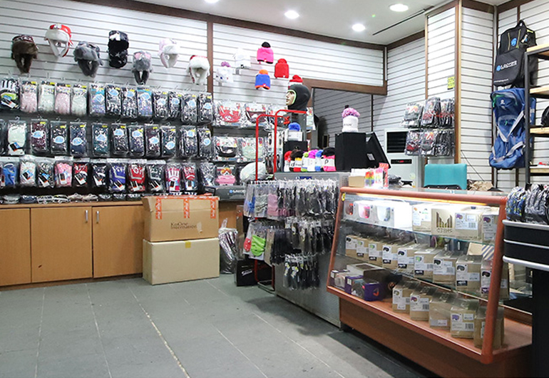 J-CENTER_1